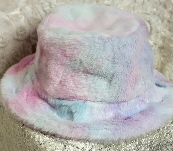 HatFab BubbleBlue! Pink & Blue Furry Bucket Hat