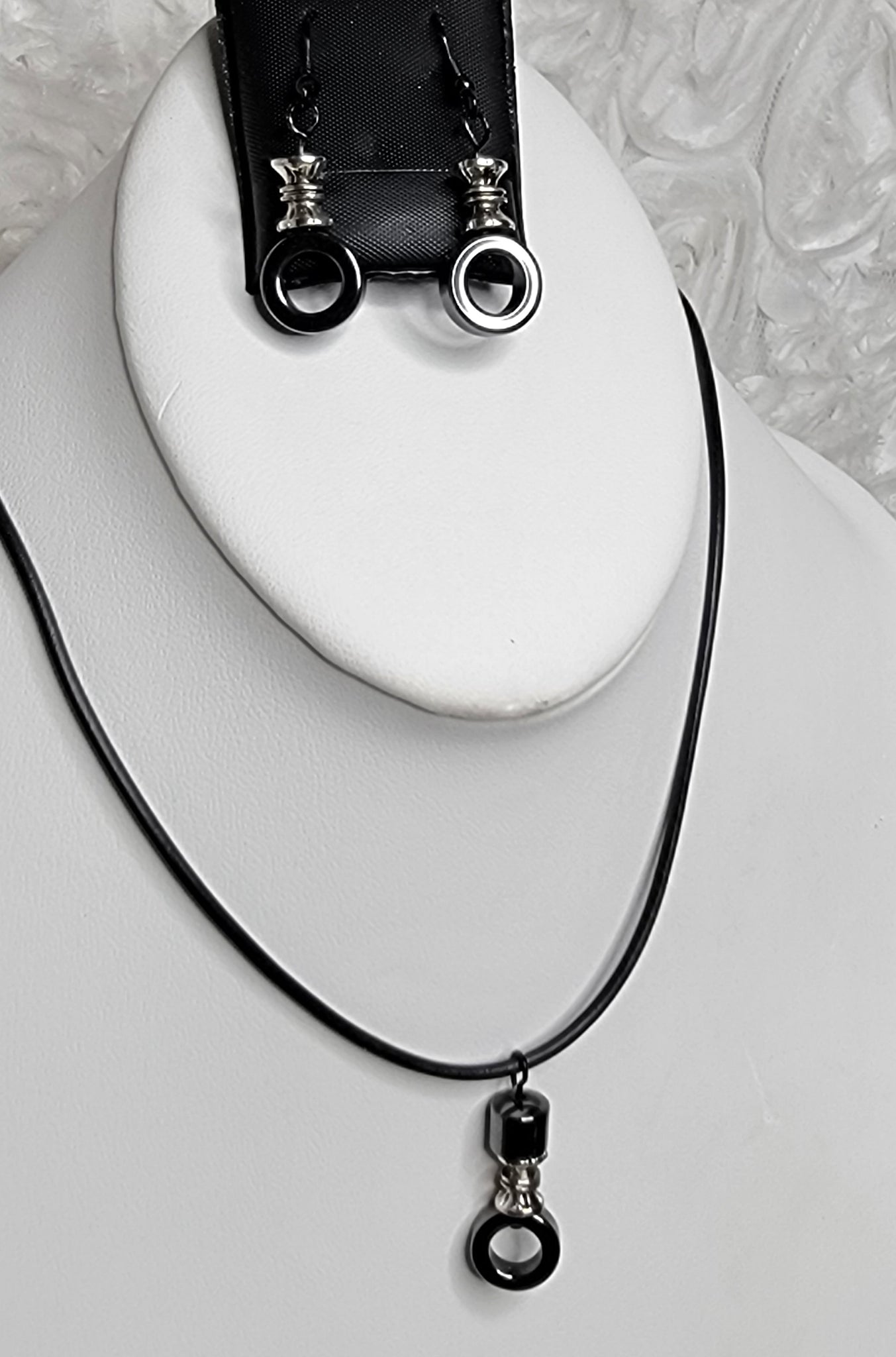 Charcoal Cool Set2! Grey & Silver Necklace Set 18"