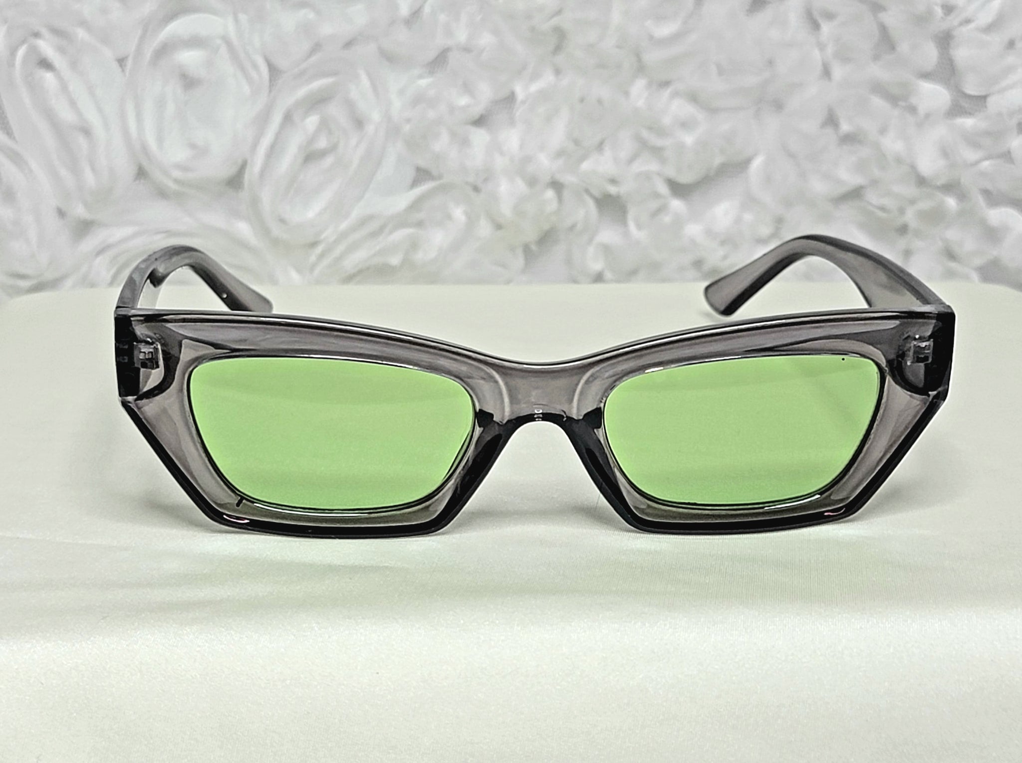 CatWonderful GREY! Green Cat Eye Frame Sunglasses