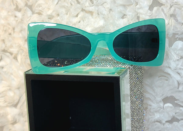 MINT Green ShowStoppers! Frame Classic Sunglasses