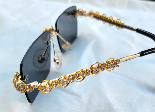 Crystal Desires! Shiny Stones Decorative Black Sunglasses